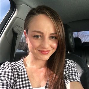 Meet your Posher, Tara